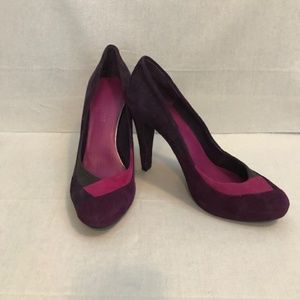 Nine west suede pumps 5.5M